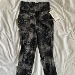 NWT - Diamond Dye Base Pace 25in - Size 6